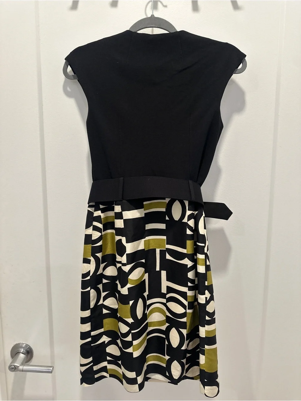 Milly Silk Cocktail Dress Size 2 Belted Mini Designer Office Luxury Sleeveless